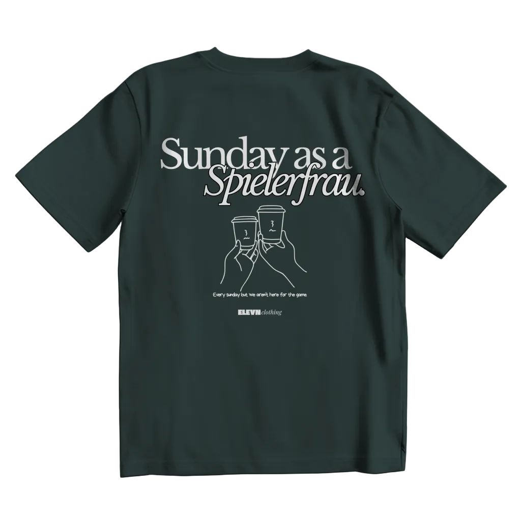 Sunday as a Spielerfrau T-Shirt